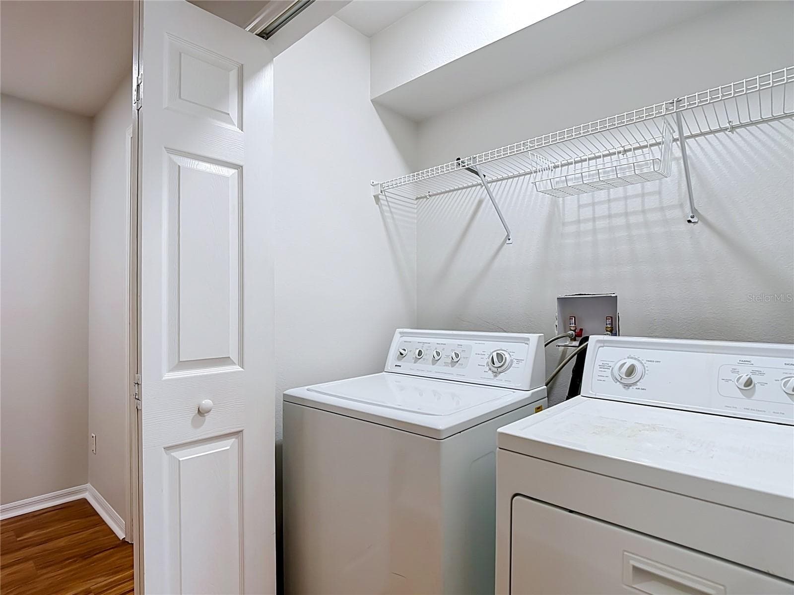 Laundry Closet between both bedrooms - 1003 OLD BLUSH RD, CELEBRATION