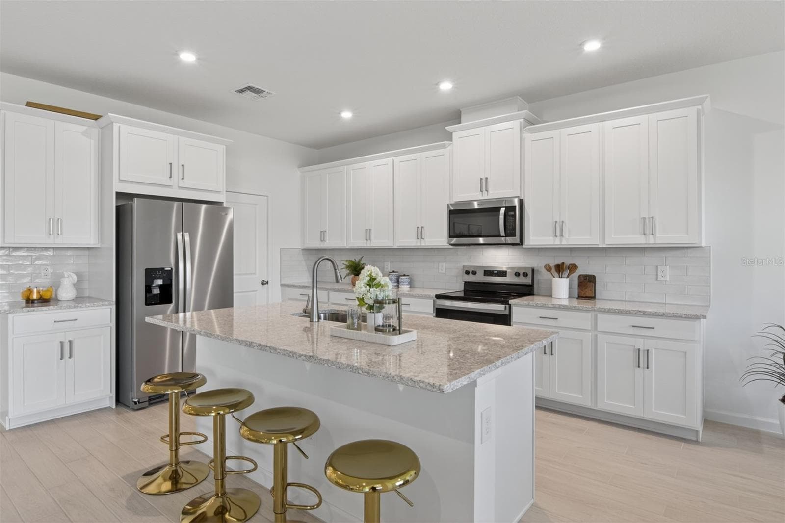 Glacier Bay Kitchen - 2815 SWEET ACACIA DR, CLERMONT