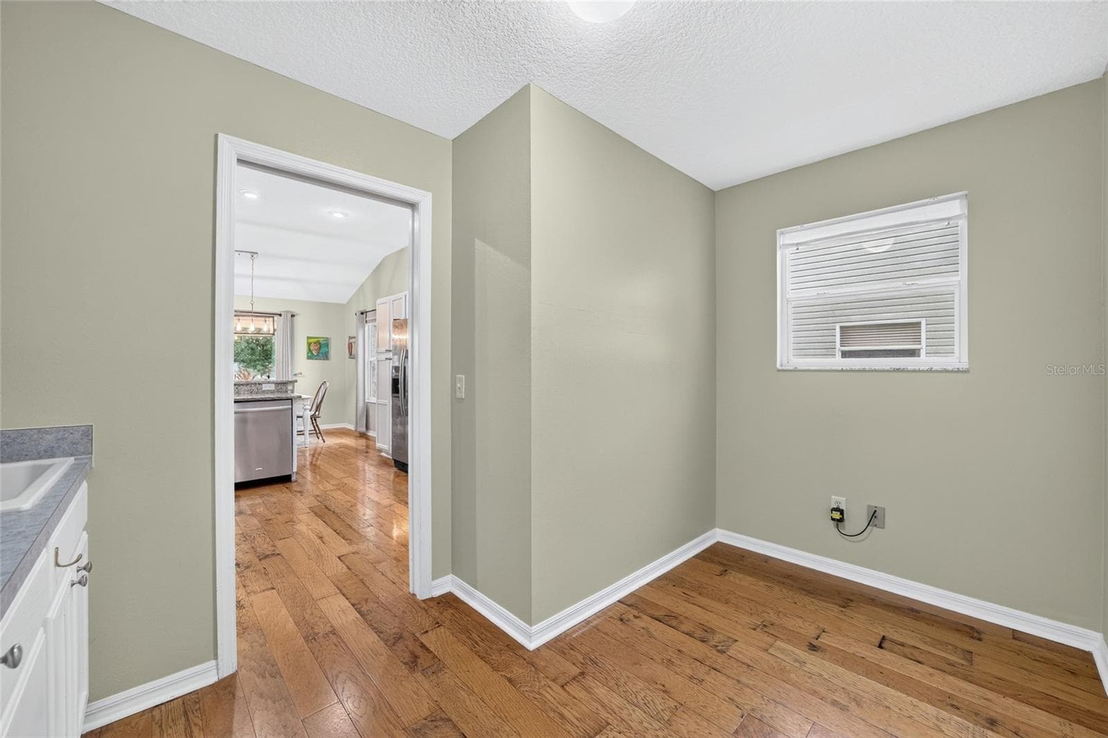 Office Space - 1177 OAK FOREST DR, THE VILLAGES