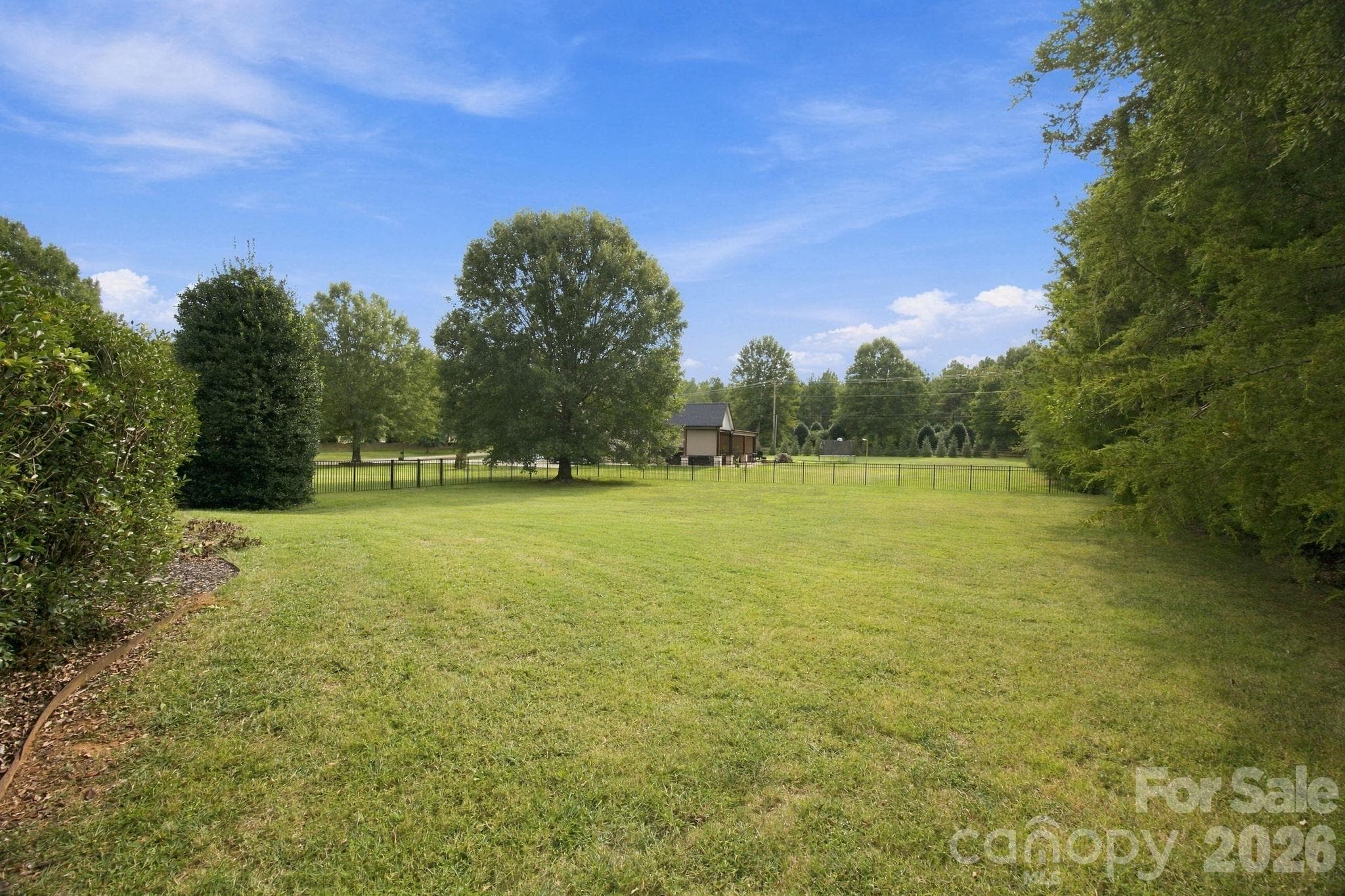 Single Family Residence at 6026 Stonepath Lane, Waxhaw, photo 41 of 48