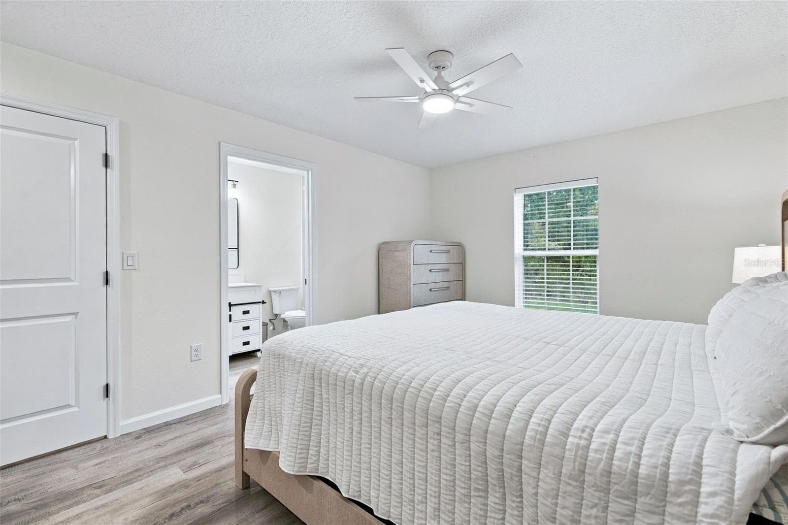 Single Family Residence at 12151 SORA AVE, WEEKI WACHEE, photo 9 of 49
