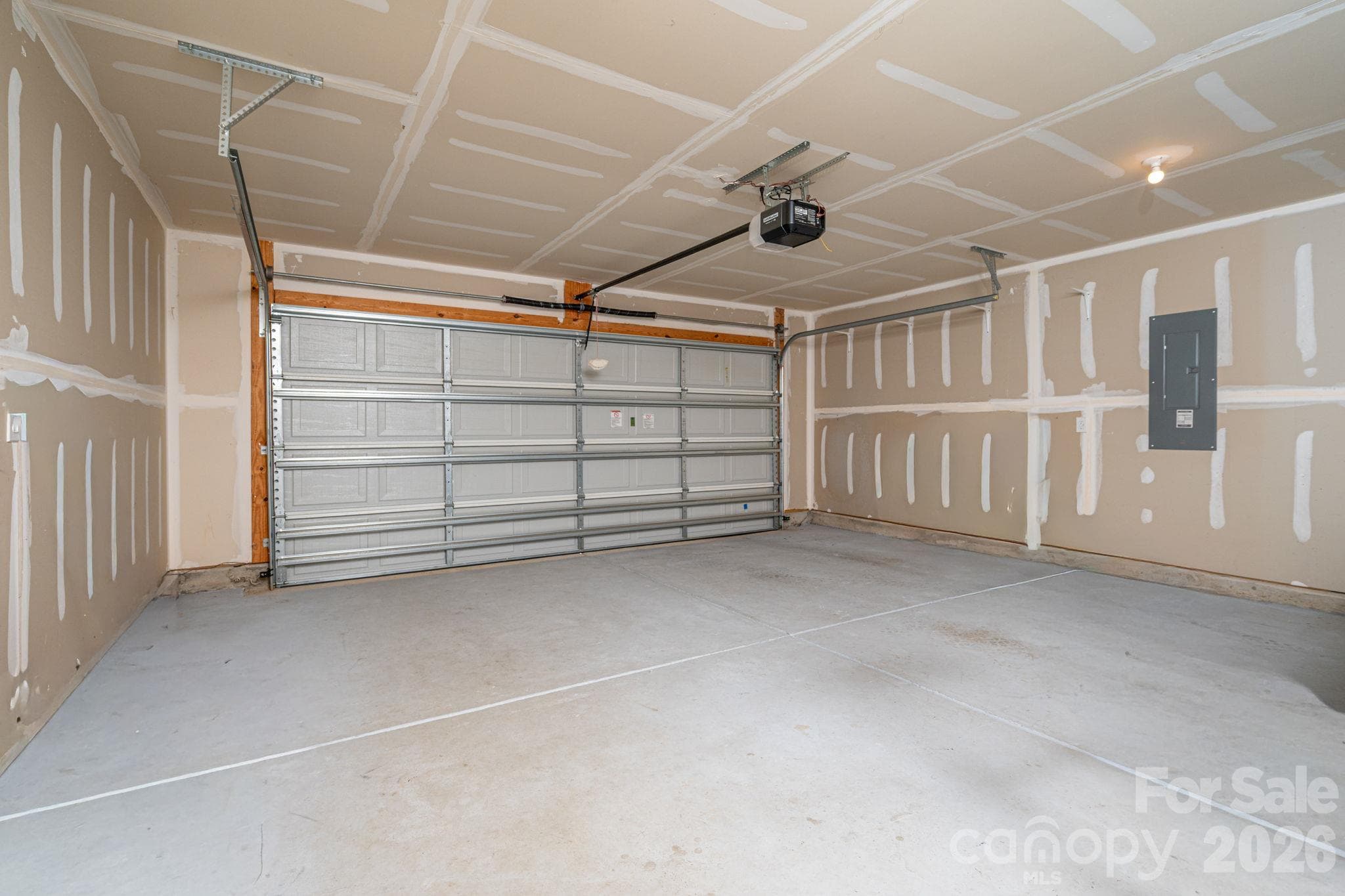 Garage Space - 1021 Foxberry Lane, Maiden