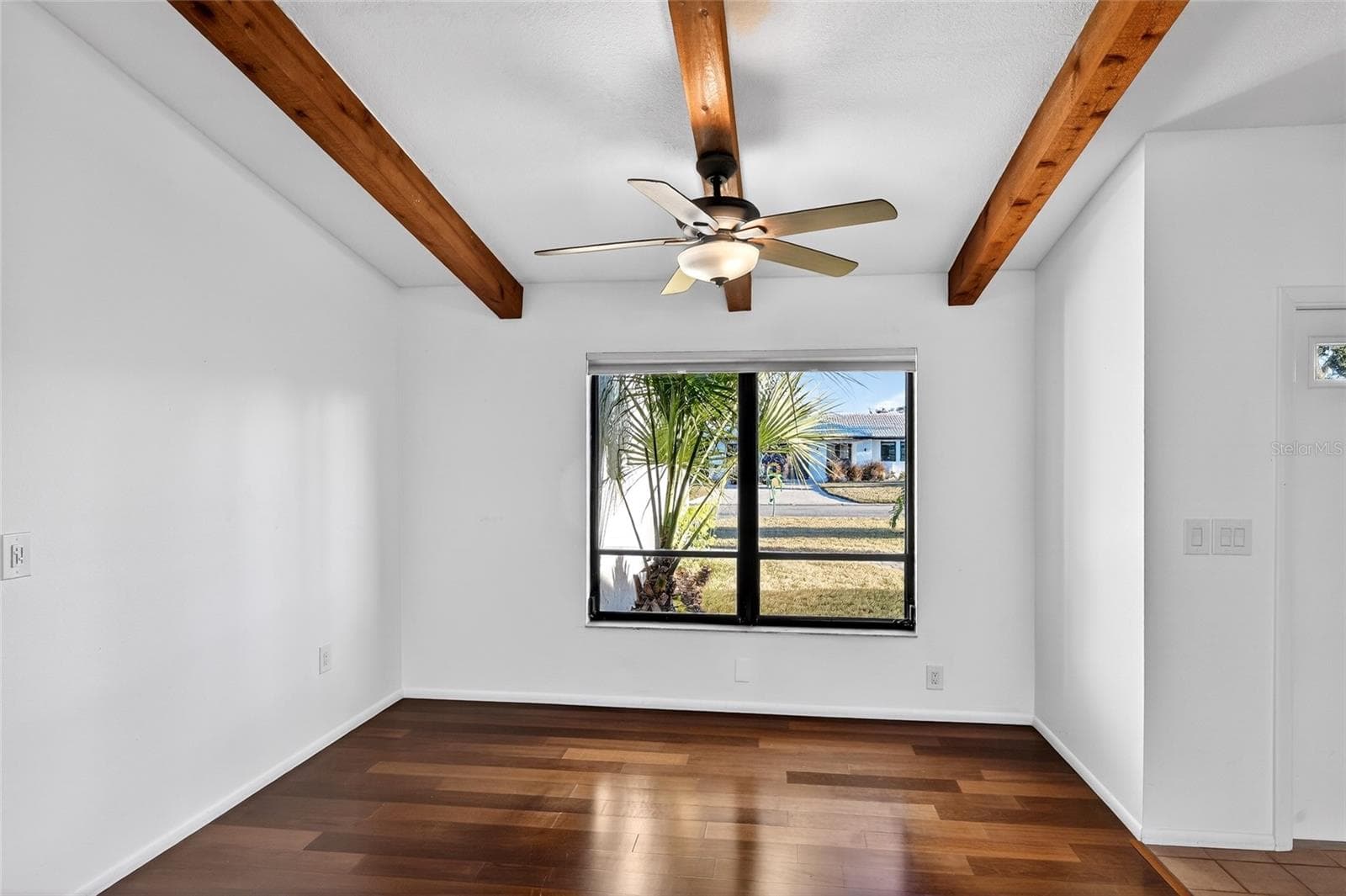 Single Family Residence at 5424 AMERICA DR, SARASOTA, photo 10 of 36
