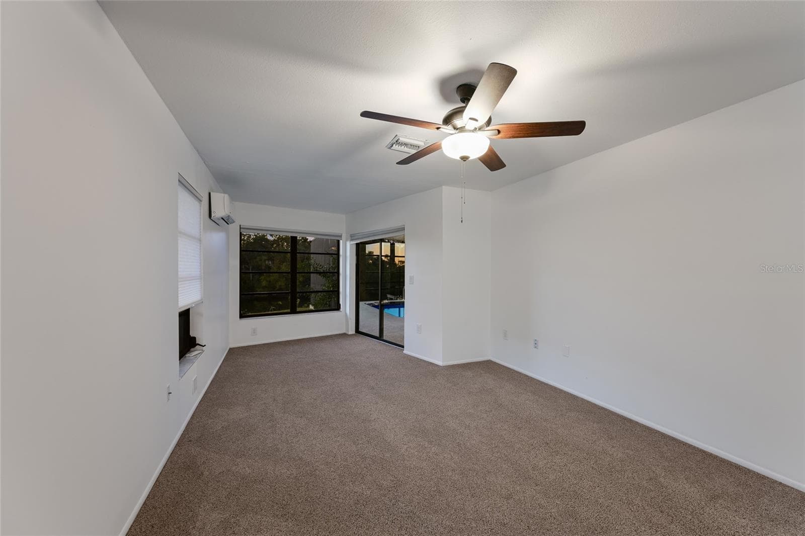 Single Family Residence at 5424 AMERICA DR, SARASOTA, photo 15 of 36
