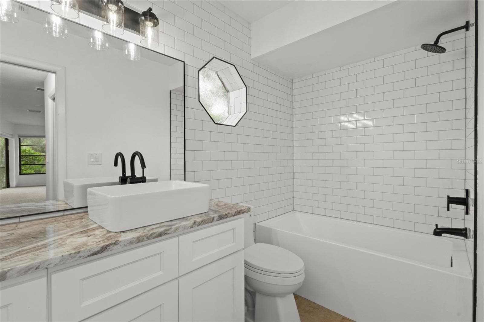 Single Family Residence at 5424 AMERICA DR, SARASOTA, photo 17 of 36
