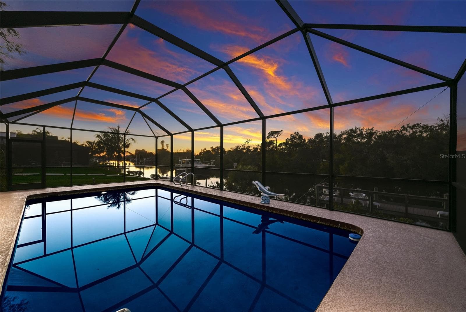 Single Family Residence at 5424 AMERICA DR, SARASOTA, photo 28 of 36