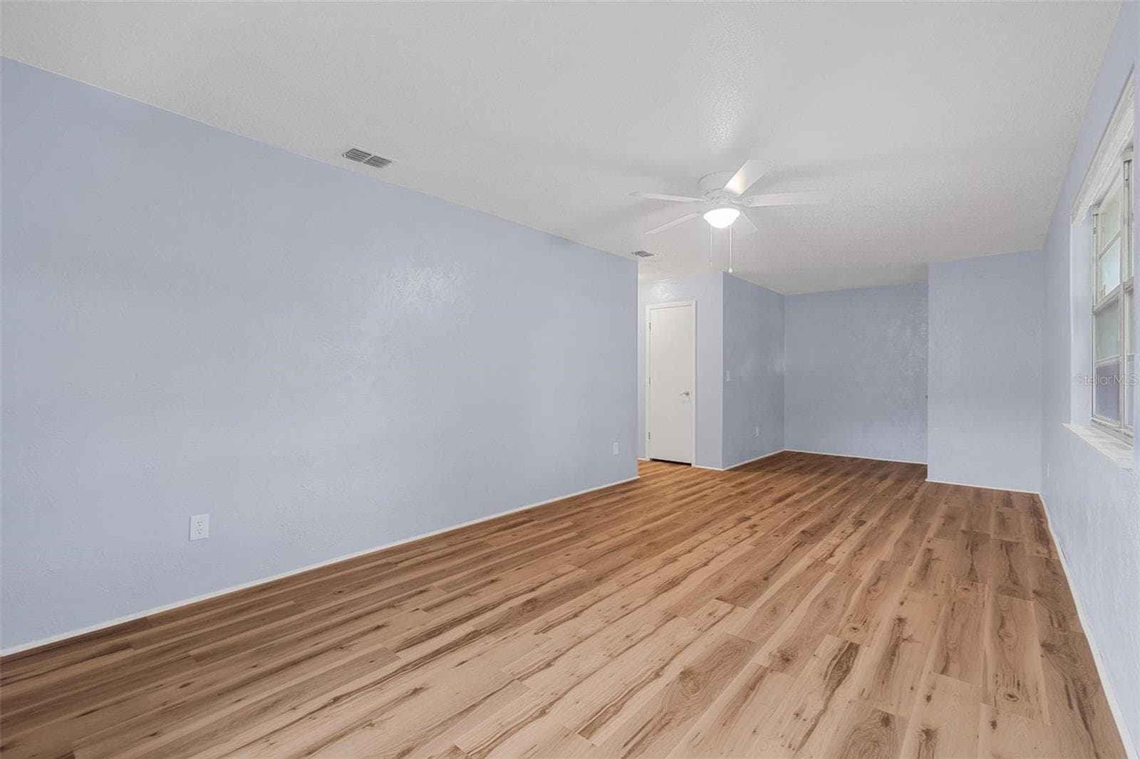 Villa at 1628 ANNISTON AVE, HOLLY HILL, photo 6 of 44