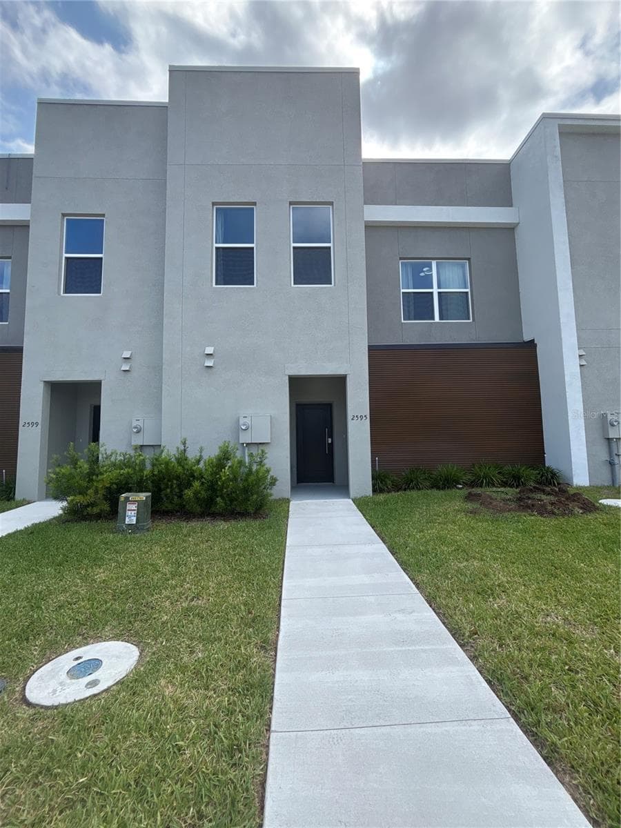 Townhouse at 2591 SANTORINI DV, KISSIMMEE, photo 2 of 36