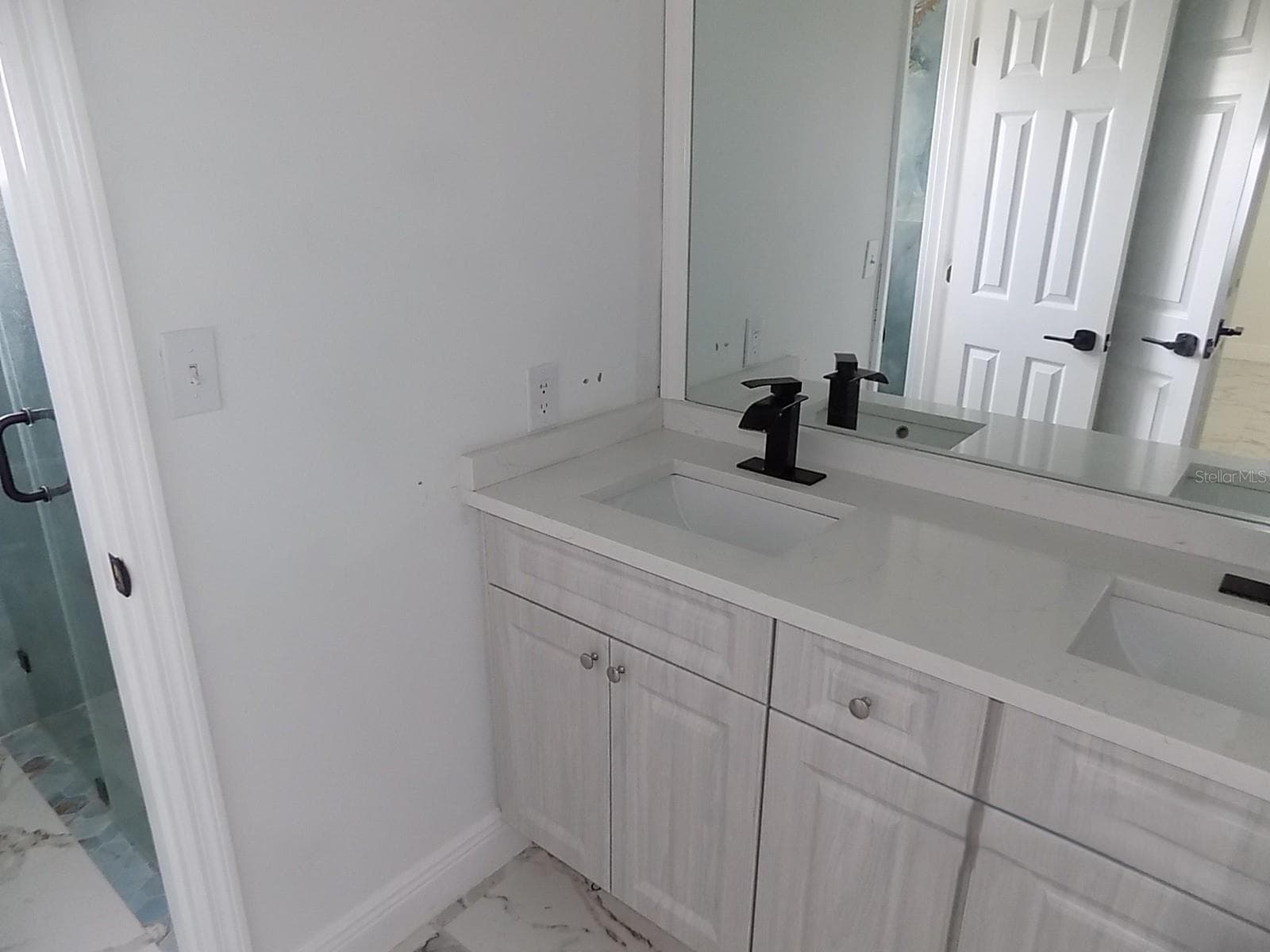 Single Family Residence at 13701 GARRIS DR, HUDSON, photo 18 of 32