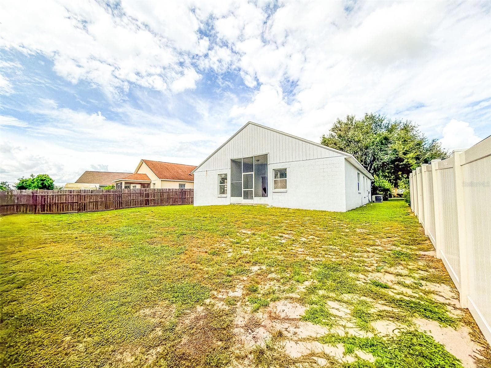 Single Family Residence at 183 OSPREY HEIGHTS DR, WINTER HAVEN, photo 24 of 27