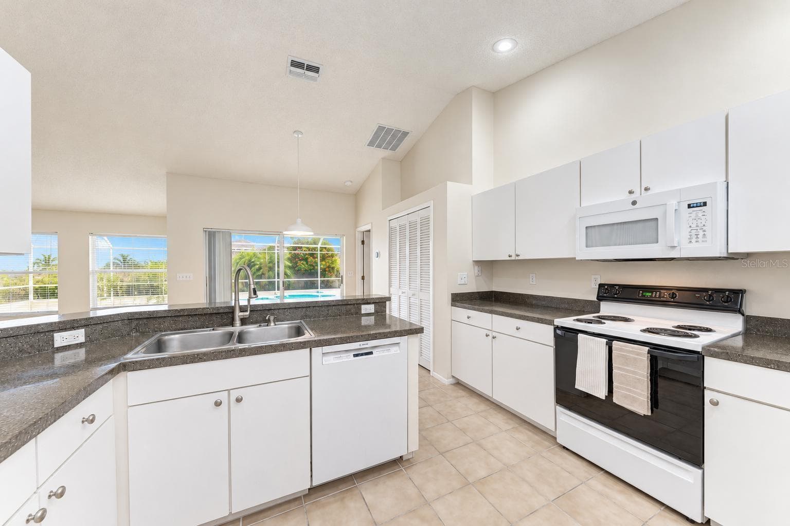 Single Family Residence at 4515 50TH DR W, BRADENTON, photo 14 of 50