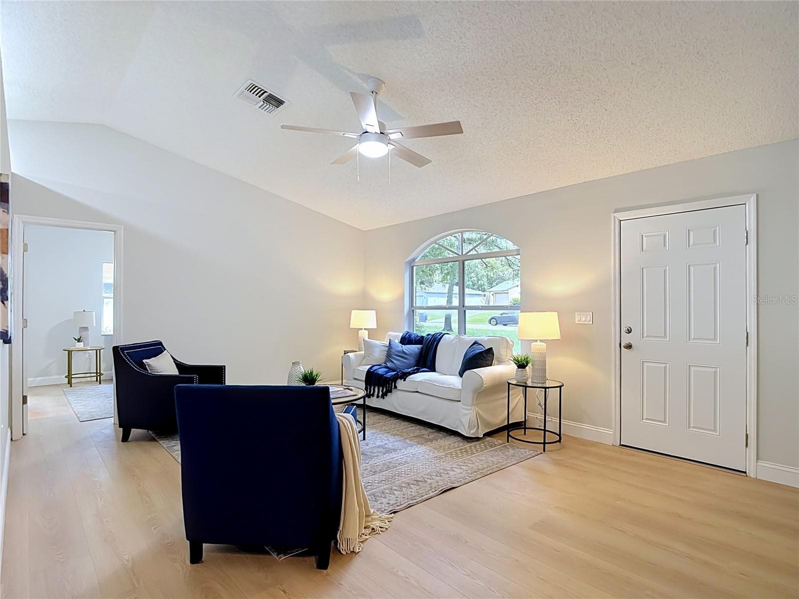 Single Family Residence at 12135 SHAFTON RD, SPRING HILL, photo 2 of 26