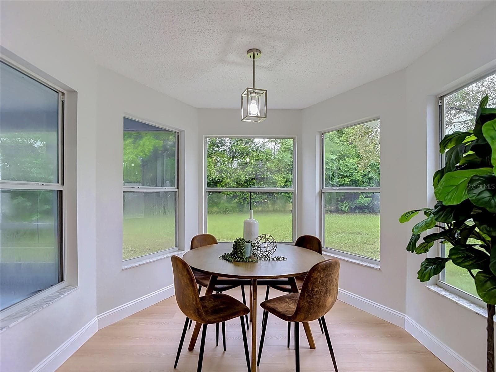 Single Family Residence at 12135 SHAFTON RD, SPRING HILL, photo 12 of 26