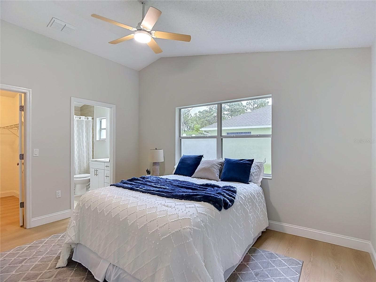 Single Family Residence at 12135 SHAFTON RD, SPRING HILL, photo 14 of 26