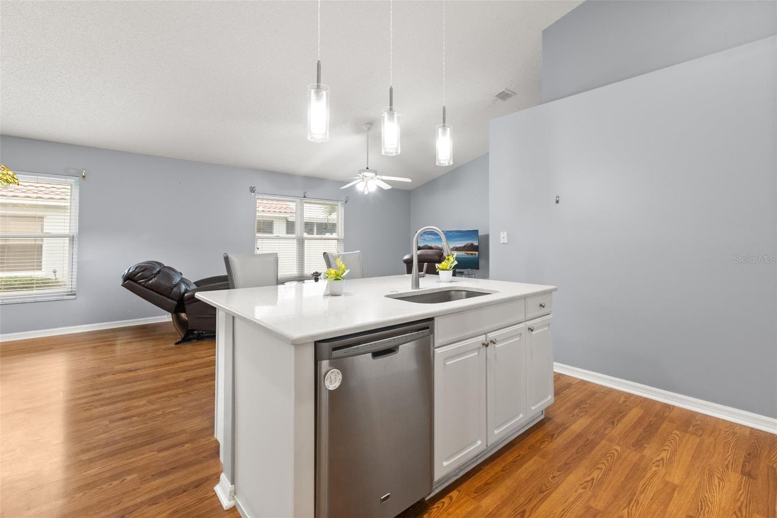 Maytag dishwasher and updated pendant lighting - 755 VIA MILANO, APOPKA