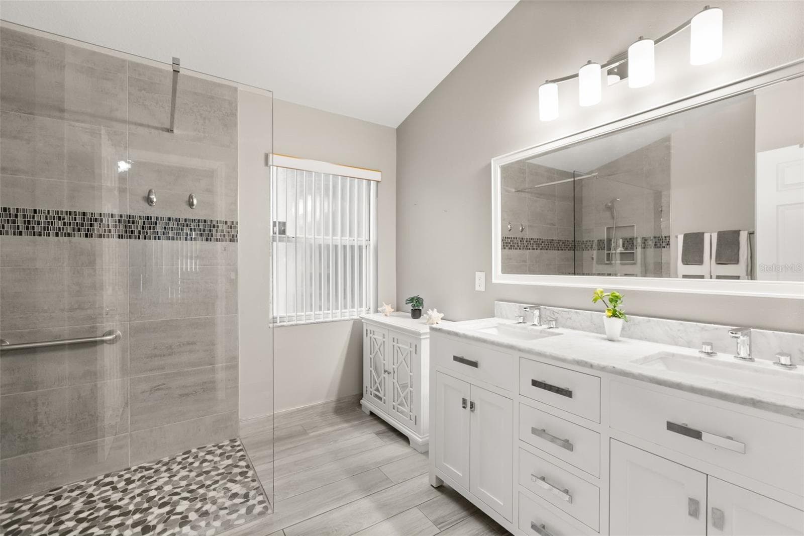 Remodeled primary en suite - 755 VIA MILANO, APOPKA