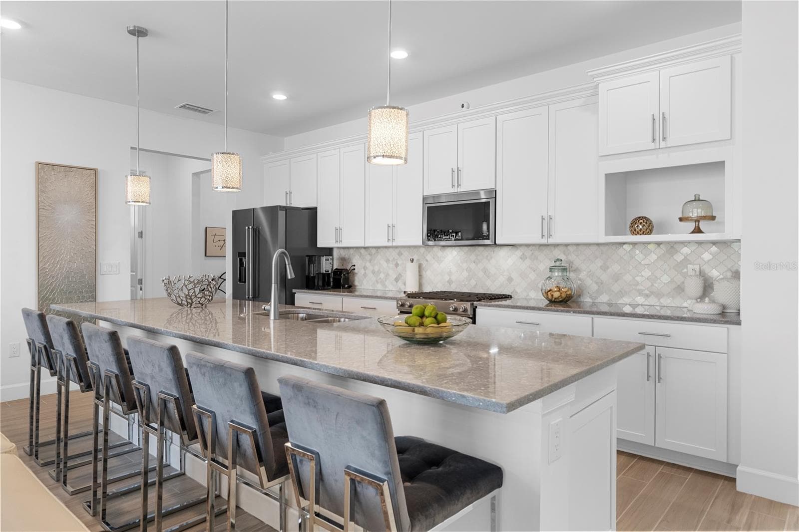 Single Family Residence at 42363 EDGEWATER DR, PUNTA GORDA, photo 11 of 84