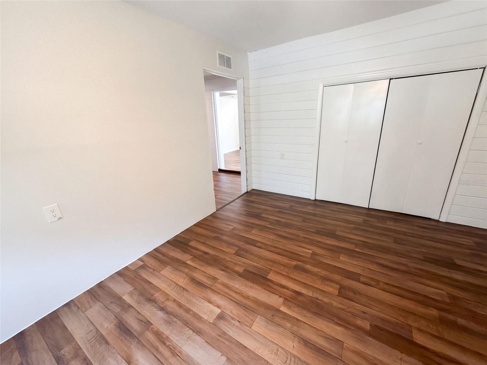 Single Family Residence at 409 BERWICK AVE, TEMPLE TERRACE, photo 14 of 22