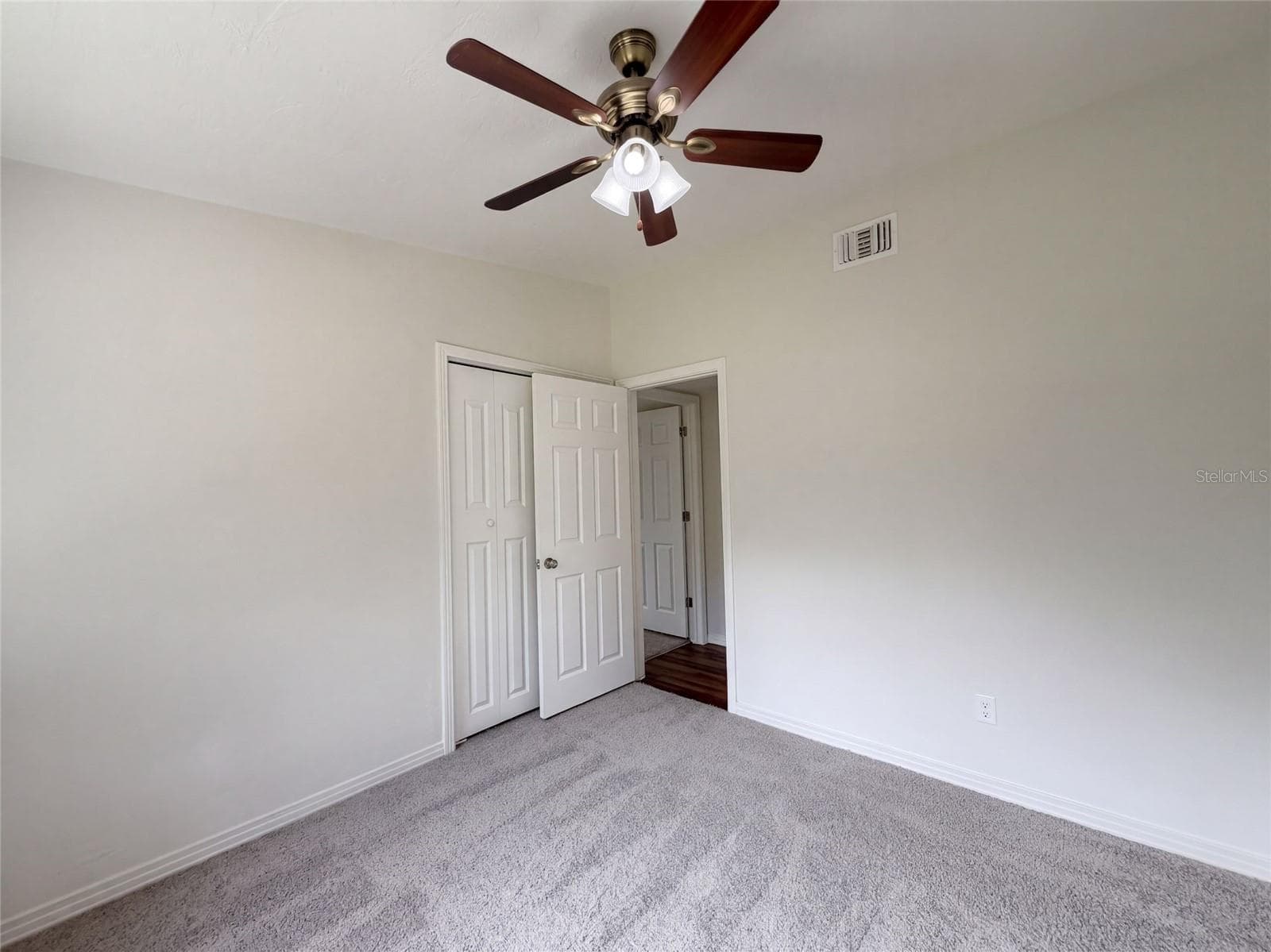 Single Family Residence at 409 BERWICK AVE, TEMPLE TERRACE, photo 15 of 22