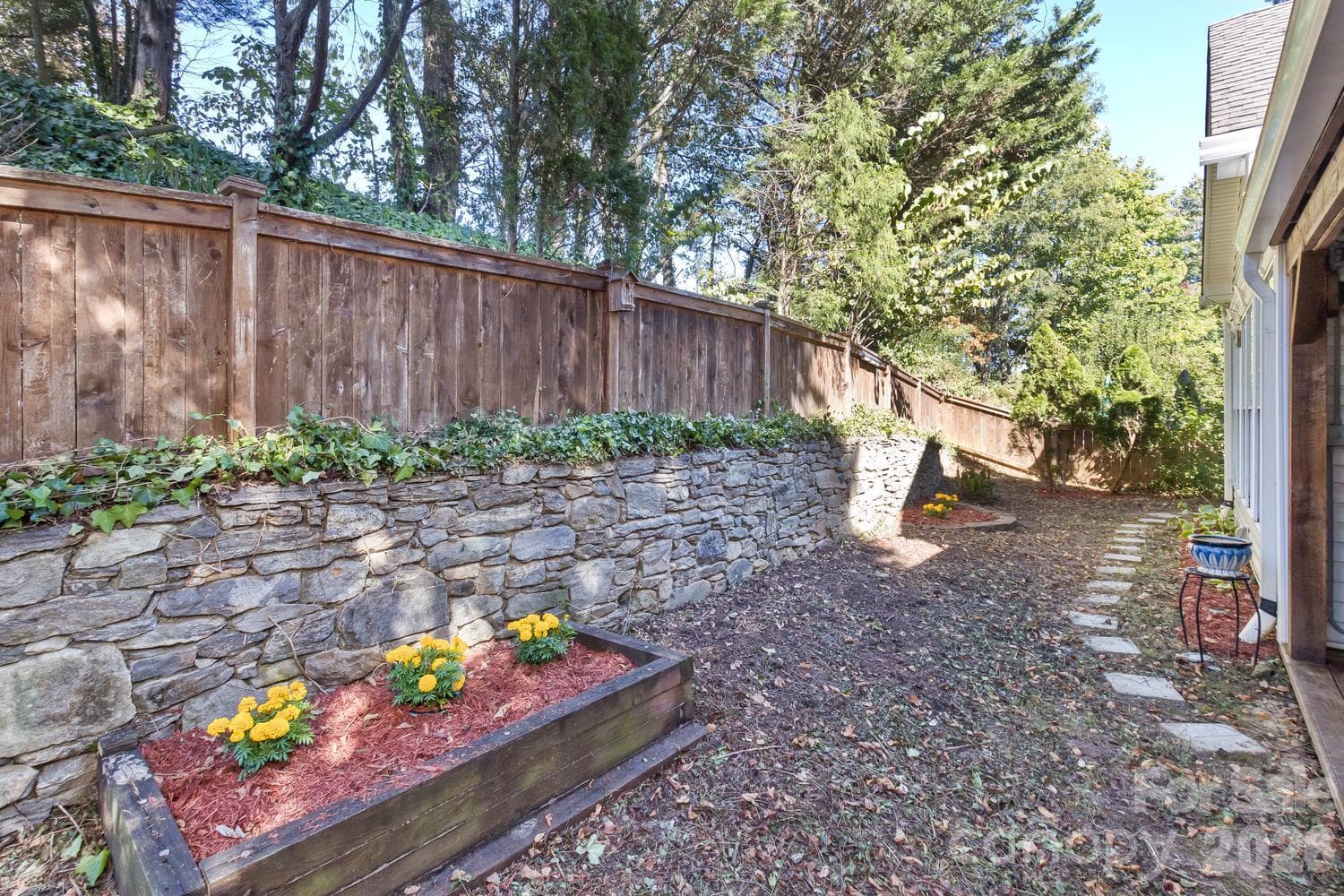 Single Family Residence at 105 Willow Oak Drive, Asheville, photo 23 of 48