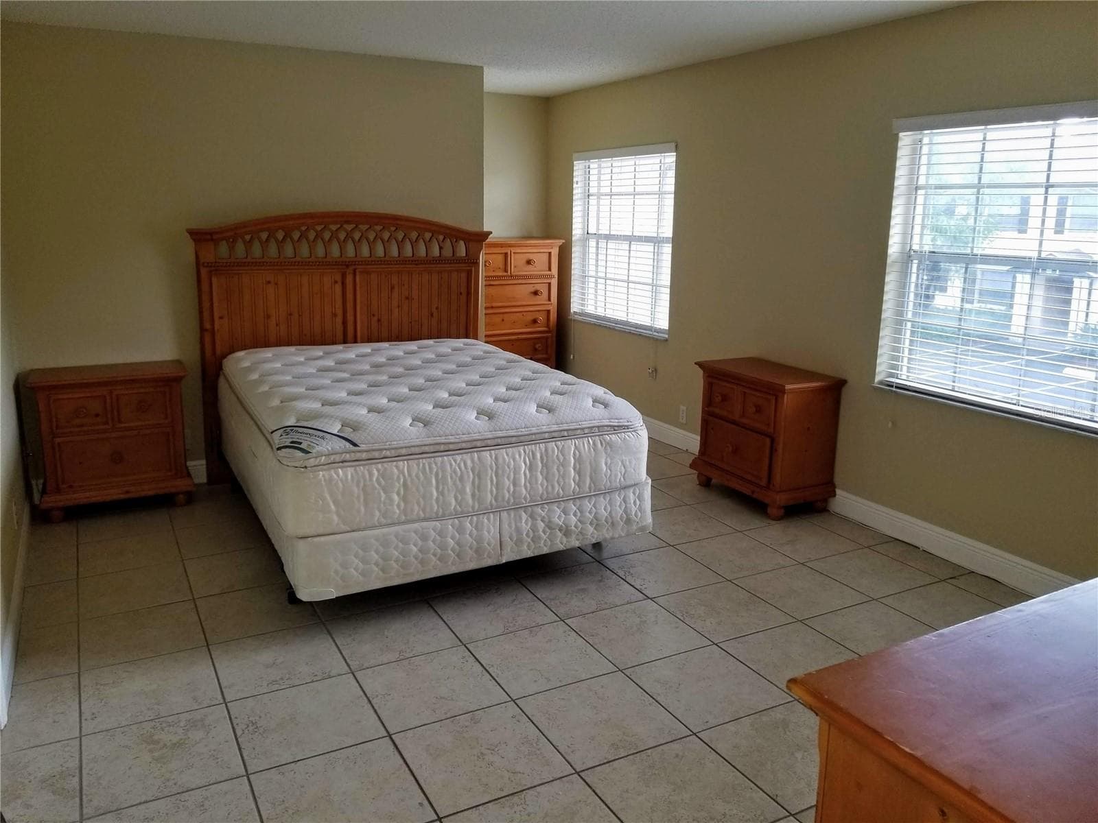 Large Furnished Bedroom - 13125 WILCOX RD #7-203, LARGO