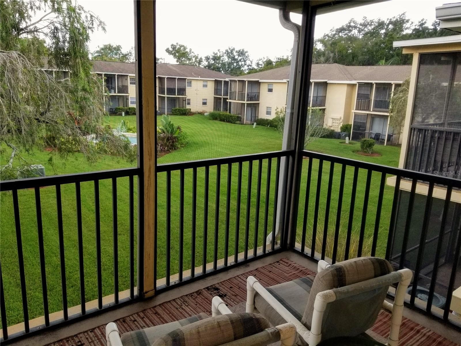 Your own Private Screened Balcony Overlooking Courtyard - 13125 WILCOX RD #7-203, LARGO
