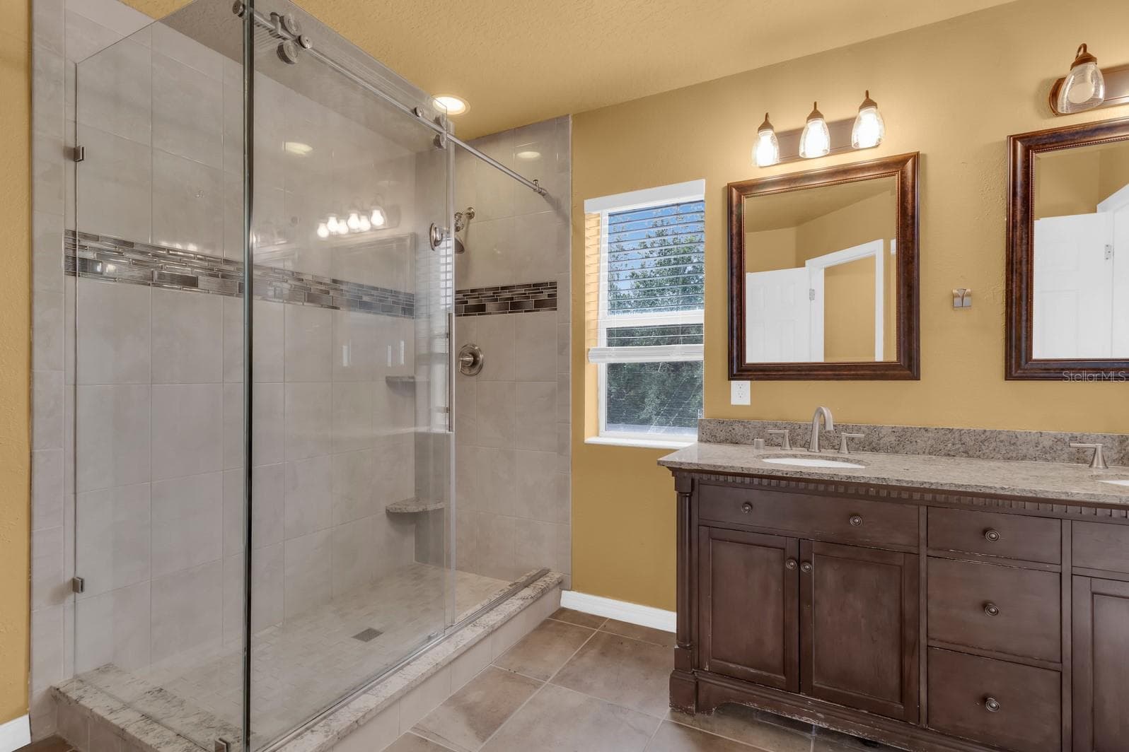 Single Family Residence at 4830 STONE ACRES CIR, ST CLOUD, photo 10 of 57