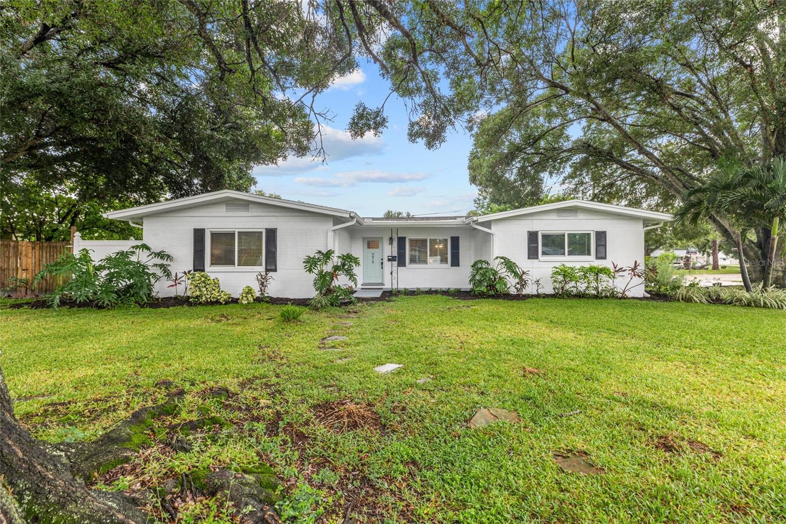 Single Family Residence at 5618 31ST AVE N, ST PETERSBURG, photo 2 of 41