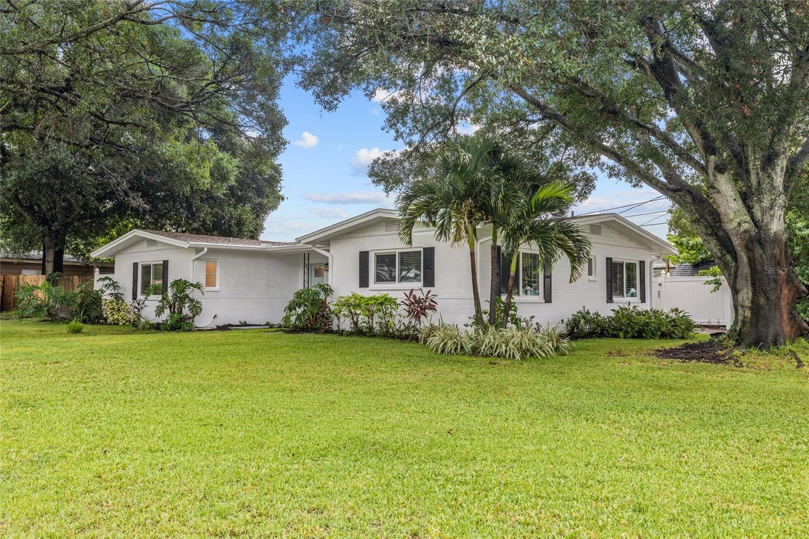 Single Family Residence at 5618 31ST AVE N, ST PETERSBURG, photo 5 of 41