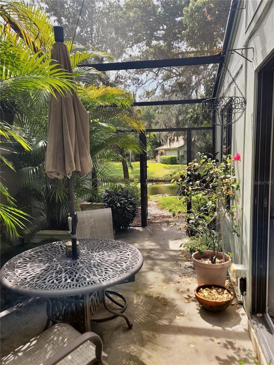Side Lanai - 4678 WILLOW WOOD CIR #38, SARASOTA