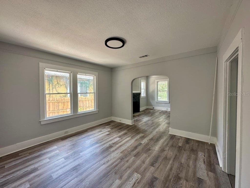 Triplex at 1021 E CAYUGA ST, TAMPA, photo 9 of 39