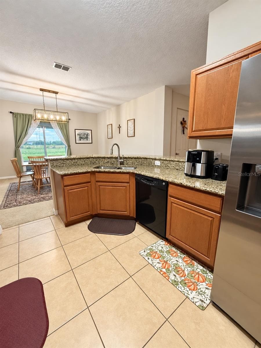 Single Family Residence at 1812 EAGLE PINES CIR, EAGLE LAKE, photo 6 of 30