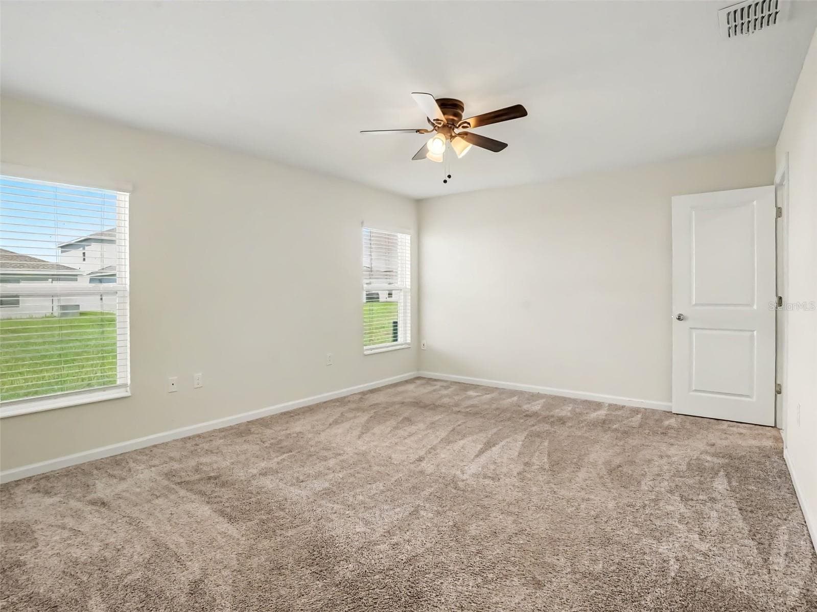 Single Family Residence at 4410 HOLSTEIN ST, ST CLOUD, photo 9 of 15