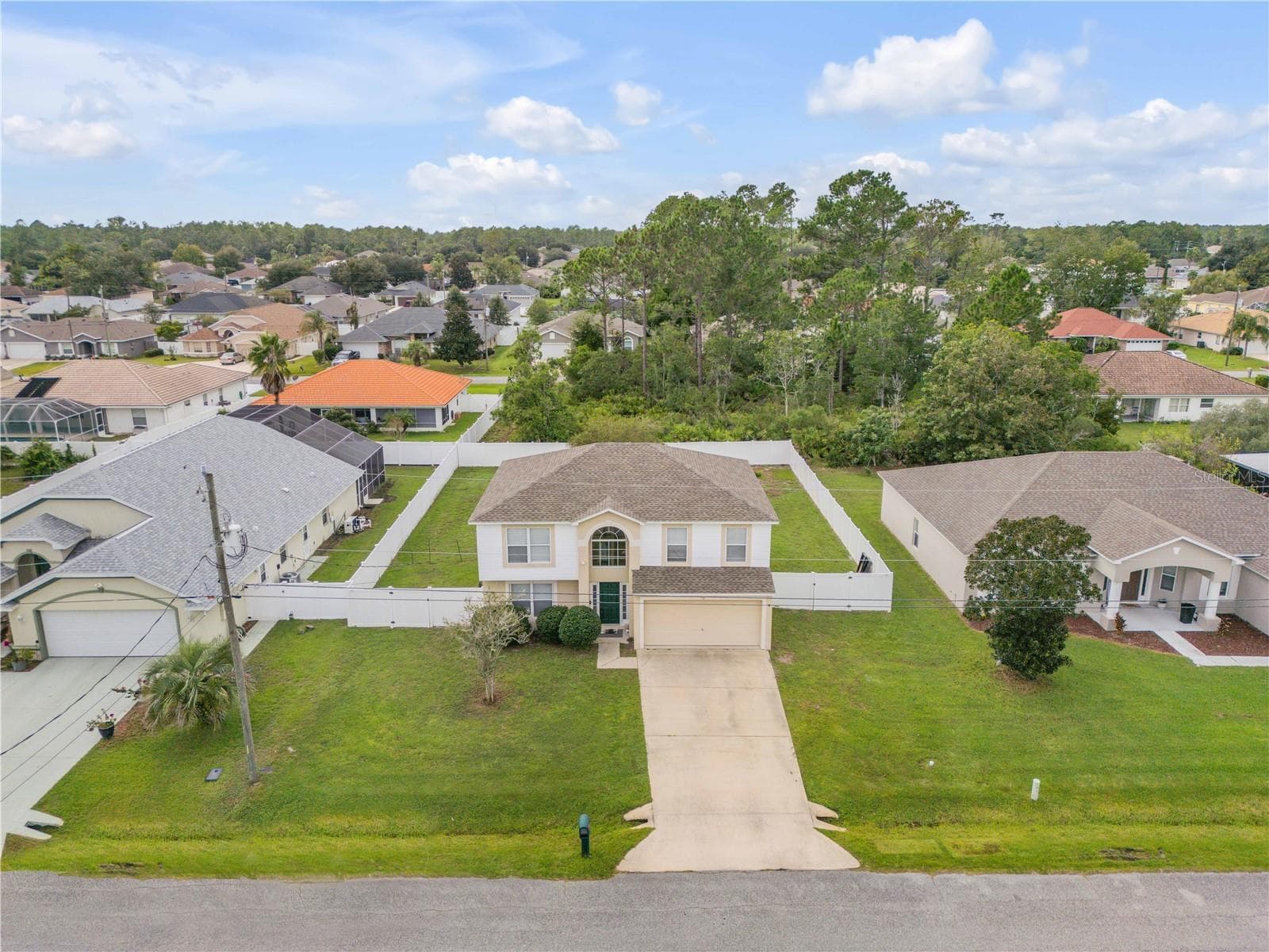 Single Family Residence at 12 ROXLAND LN, PALM COAST, photo 29 of 34