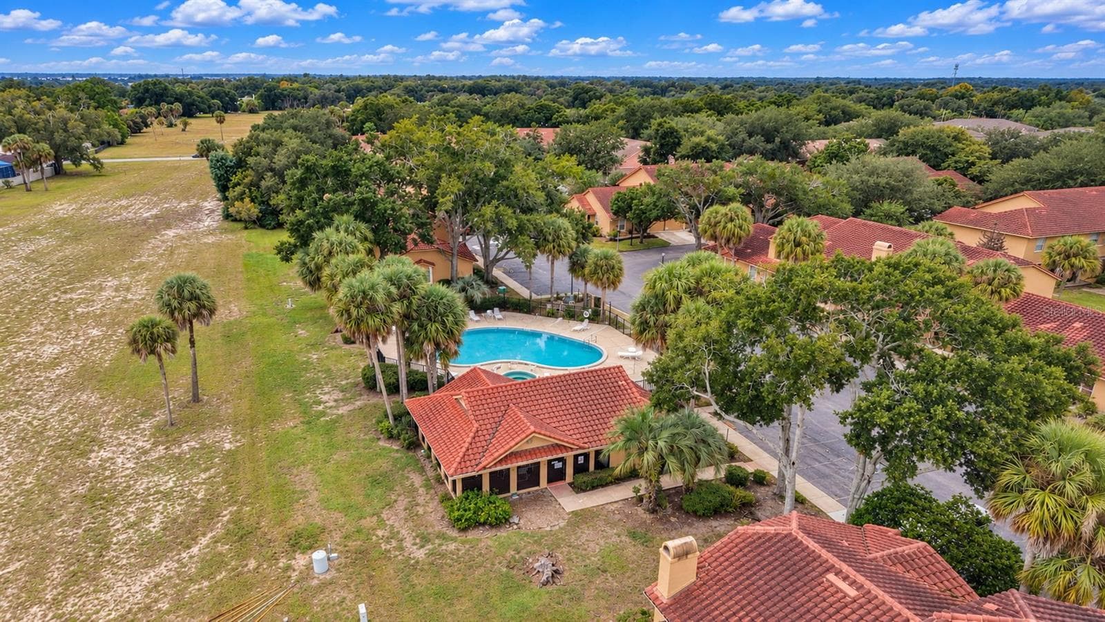 Club House - 1156 N FAIRWAY DR #1156, APOPKA