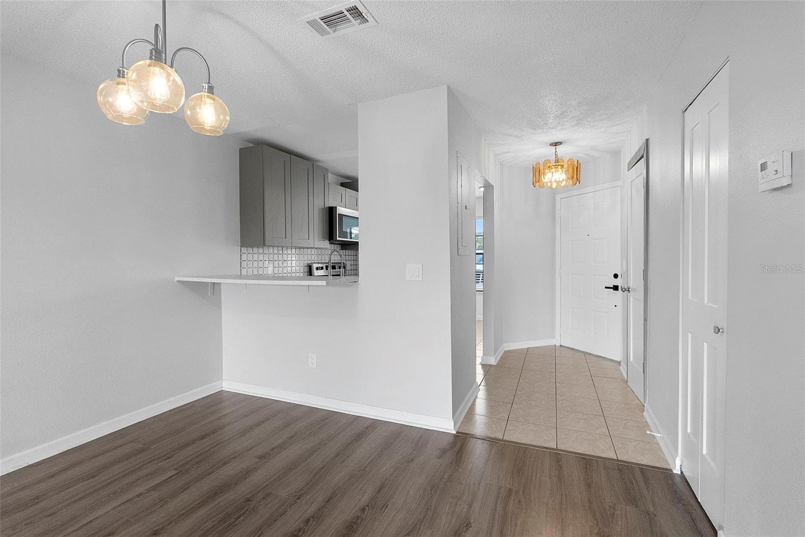 Condominium at 1156 N FAIRWAY DR #1156, APOPKA, photo 7 of 36