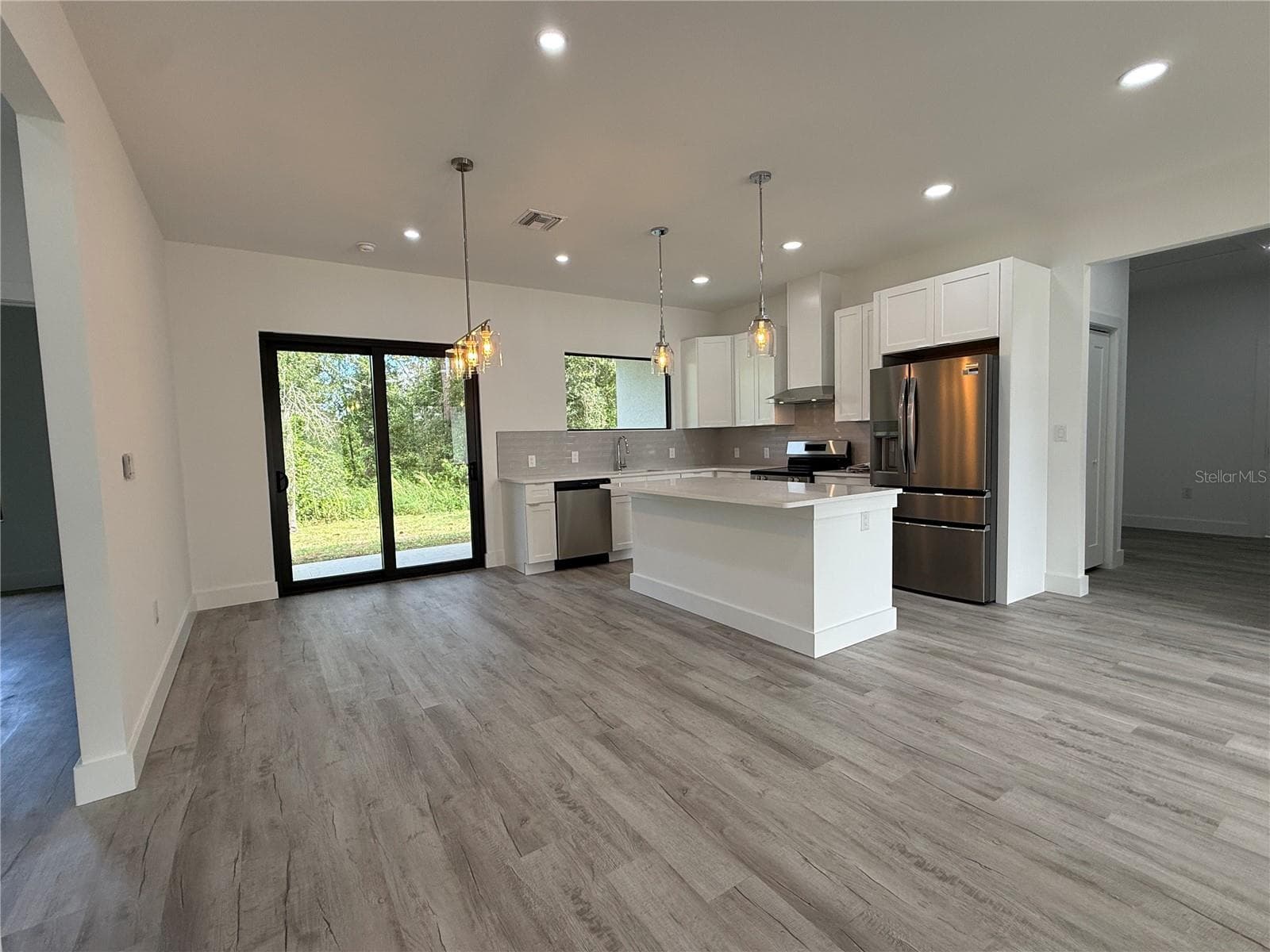 Family Area - 339 ROADRUNNER AVE, SEBRING