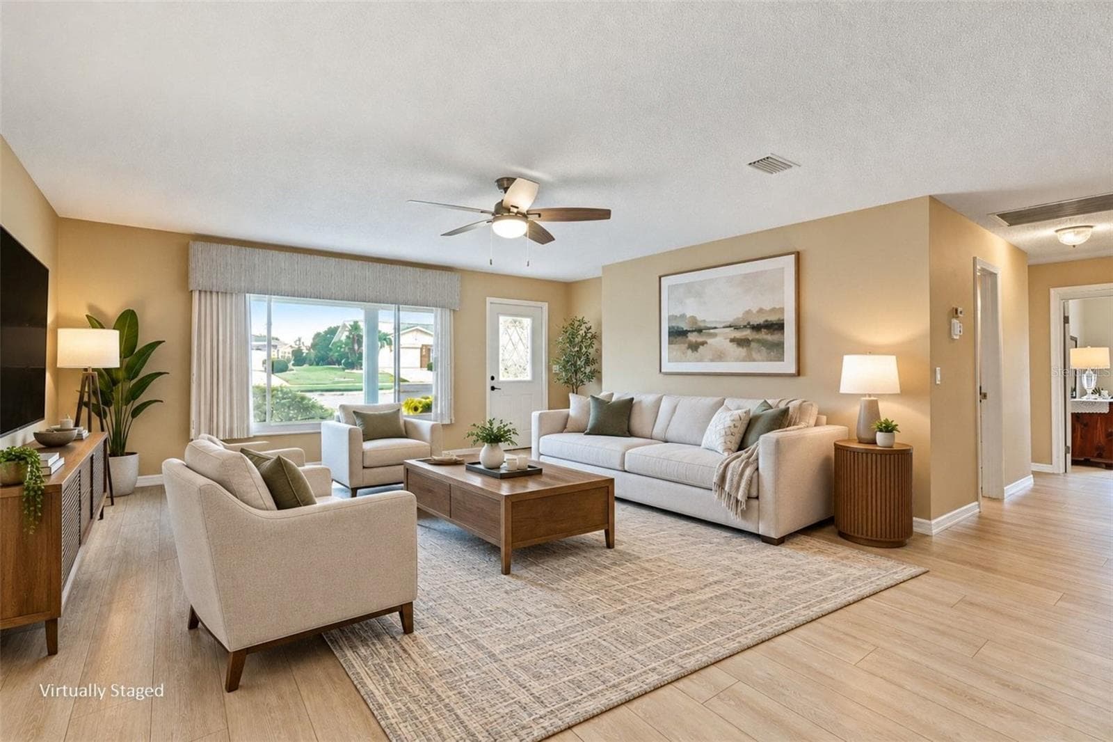 Living - 403 S PEBBLE BEACH BLVD, SUN CITY CENTER