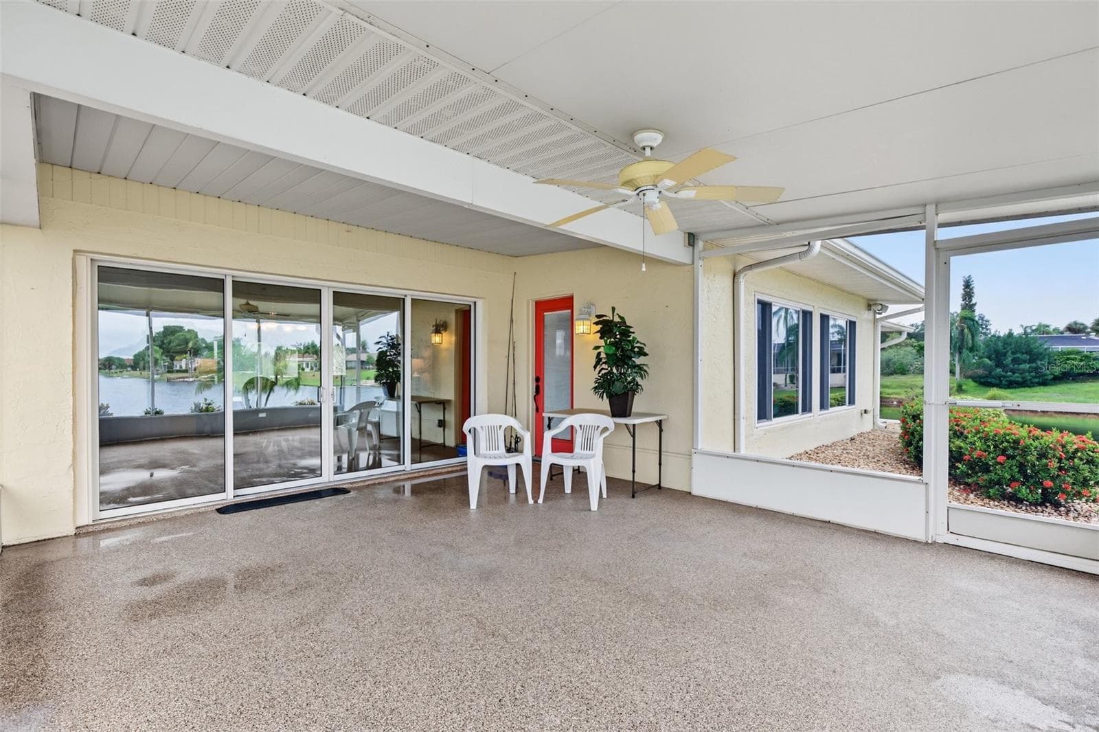 Back Porch - 403 S PEBBLE BEACH BLVD, SUN CITY CENTER