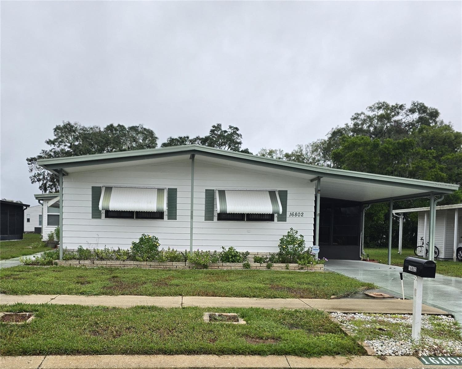 FRONT EXTERIOR - 16802 HARLEY ST, HUDSON