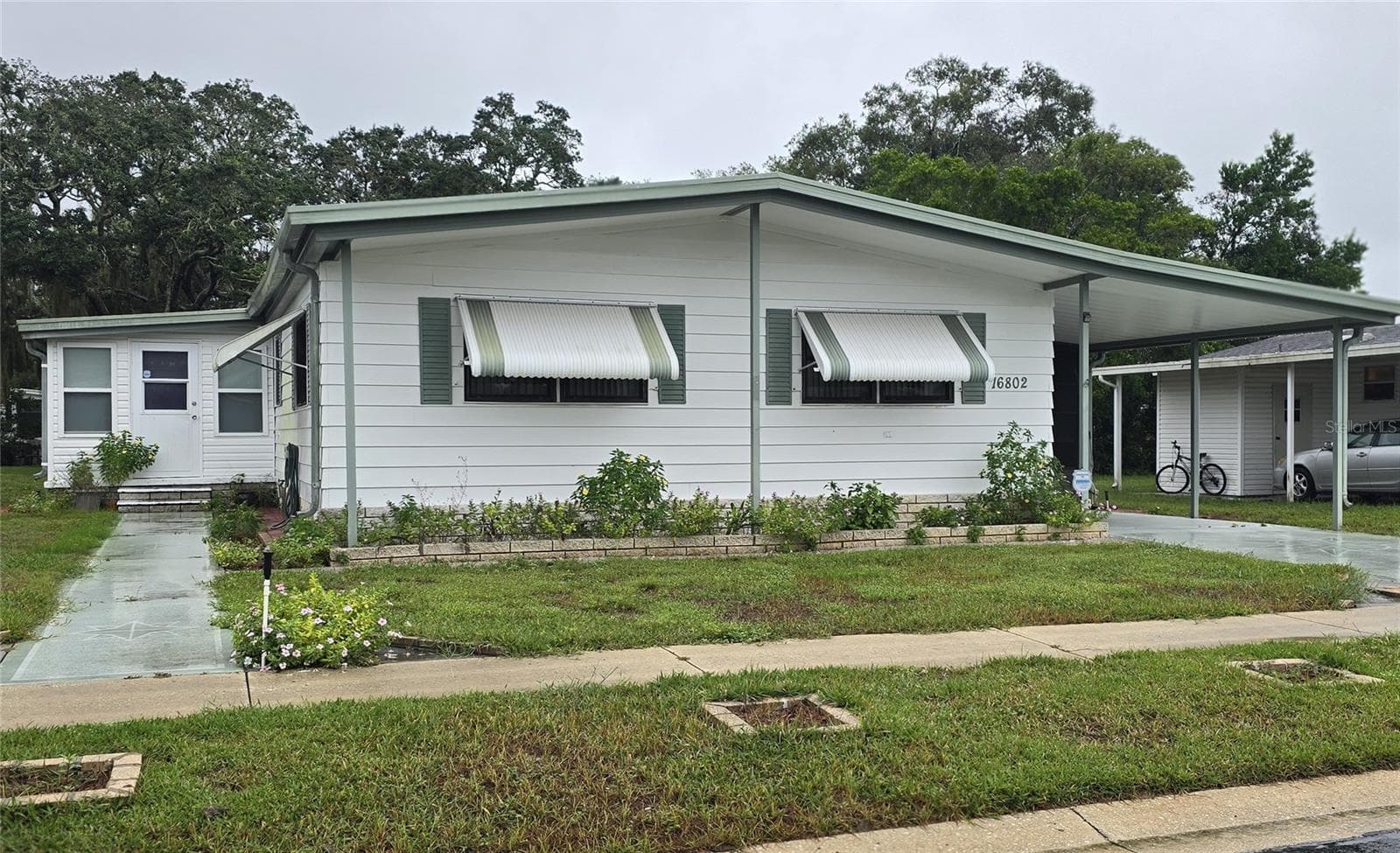 FRONT EXTERIOR - 16802 HARLEY ST, HUDSON