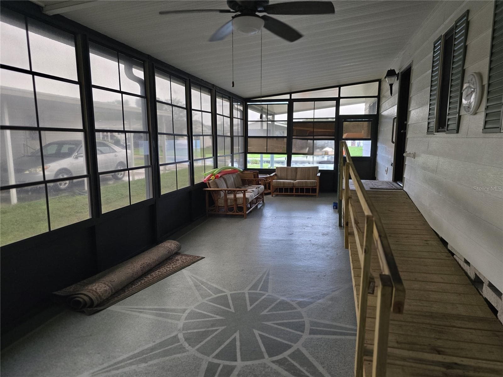 LARGE SIDE PORCH/LANAI - 16802 HARLEY ST, HUDSON