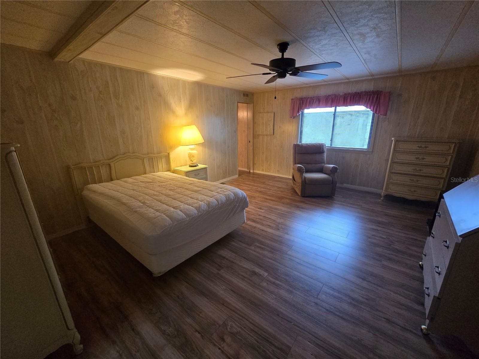 LARGE PRIMARY BEDROOM - 16802 HARLEY ST, HUDSON