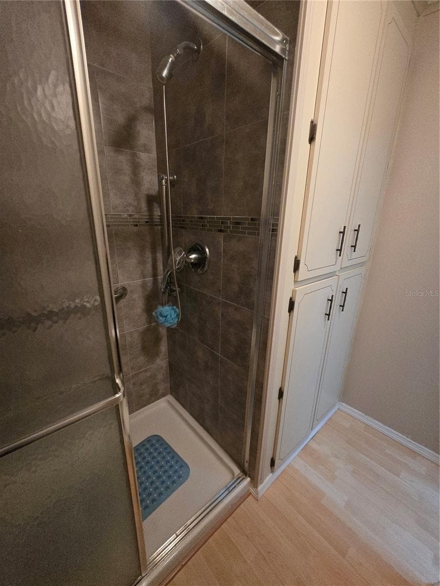 PRIMARY BATHROOM - 16802 HARLEY ST, HUDSON