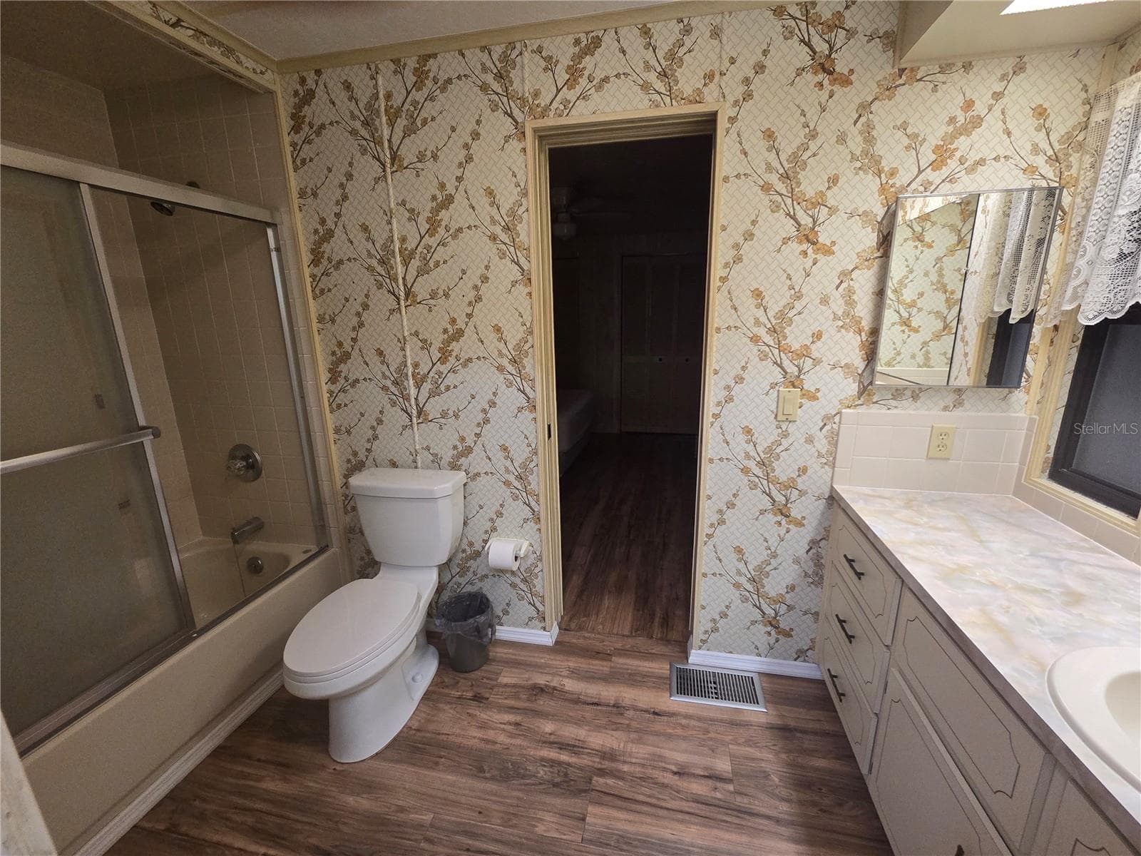 2ND BATHROOM - 16802 HARLEY ST, HUDSON