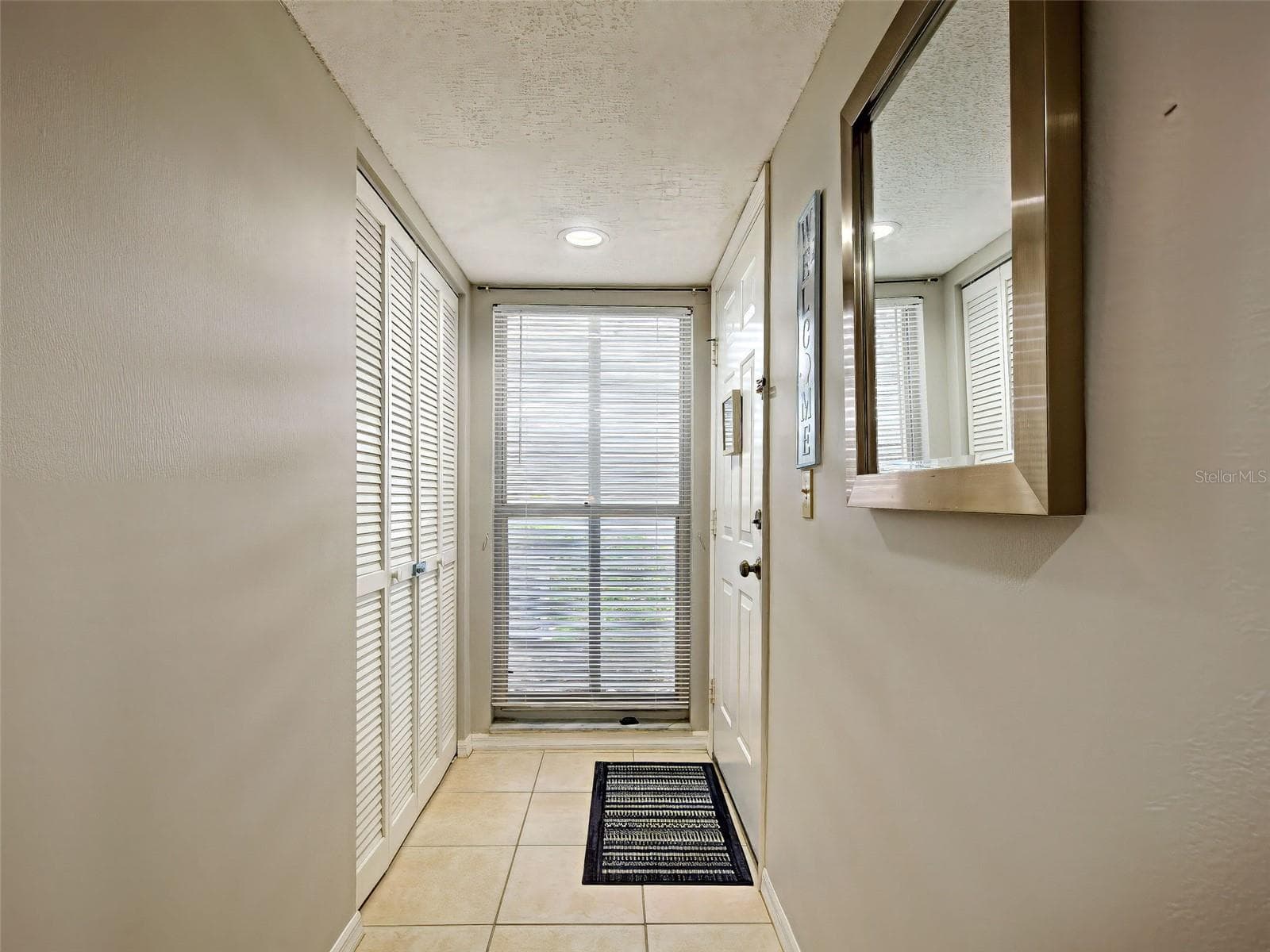 Front door with a nice size closet - 435 CERROMAR LN #329, VENICE