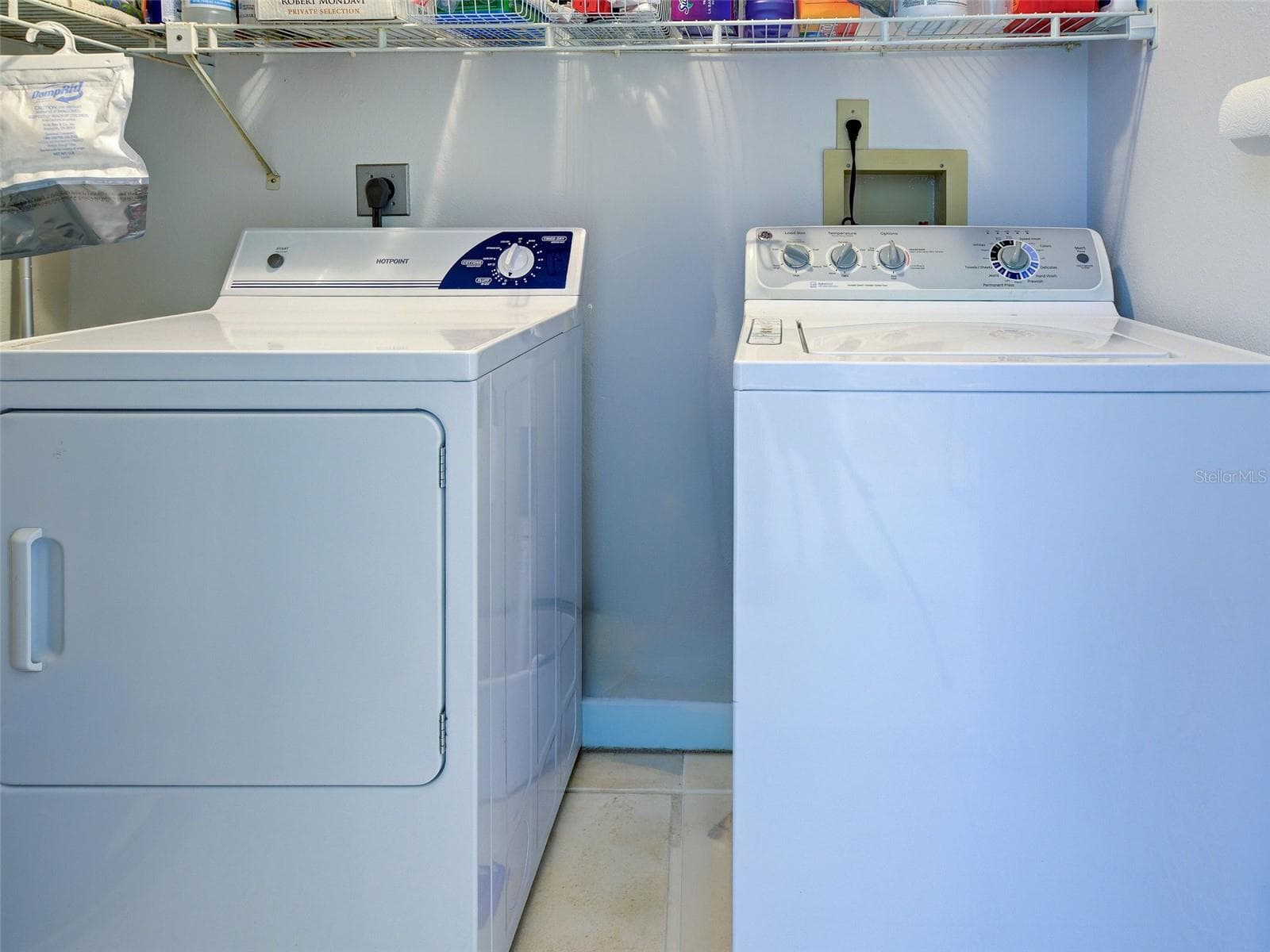 Laundry - 435 CERROMAR LN #329, VENICE