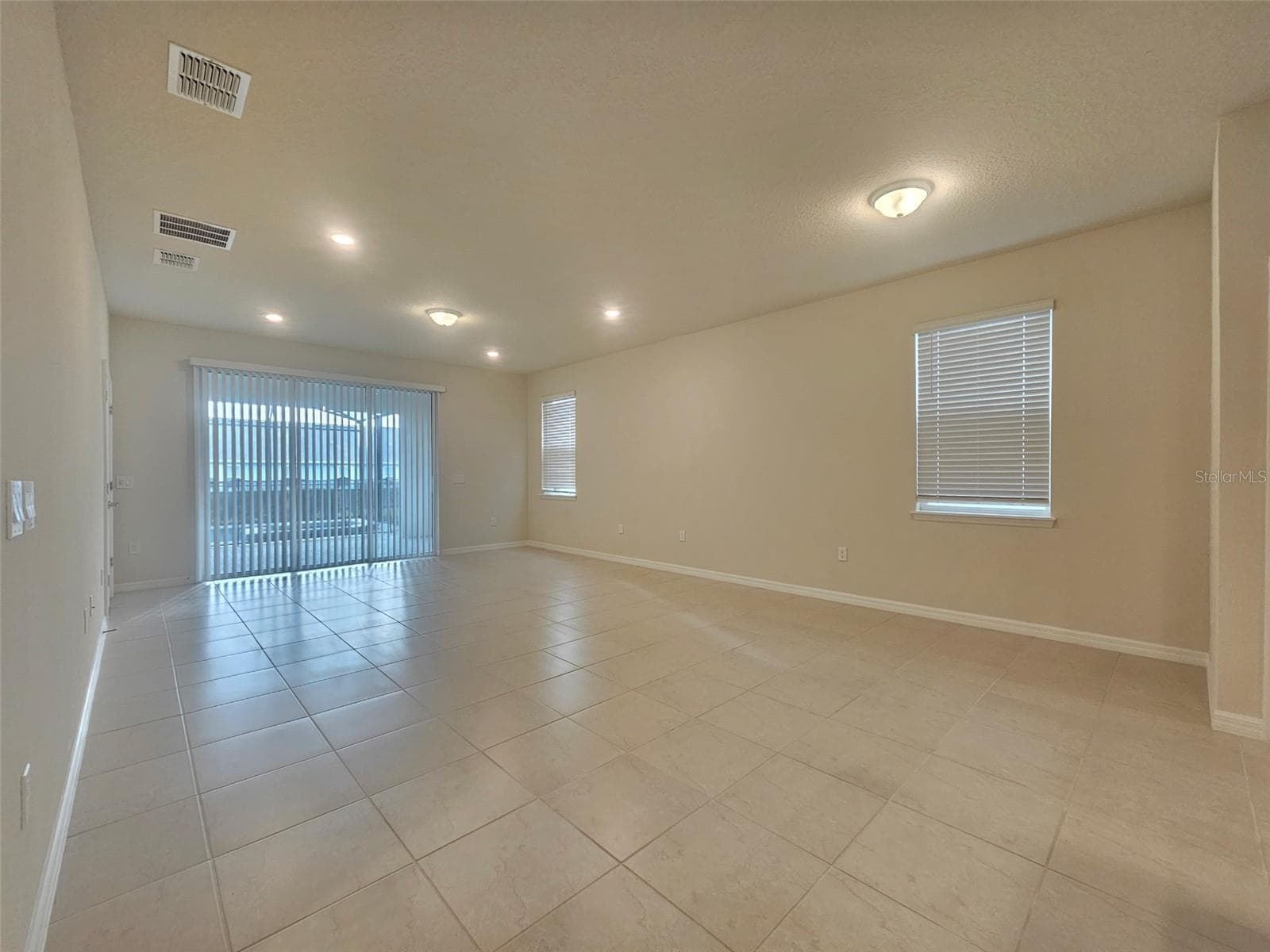 Living Room and Dining Room Combo - 3273 LILAC WAY, DAVENPORT