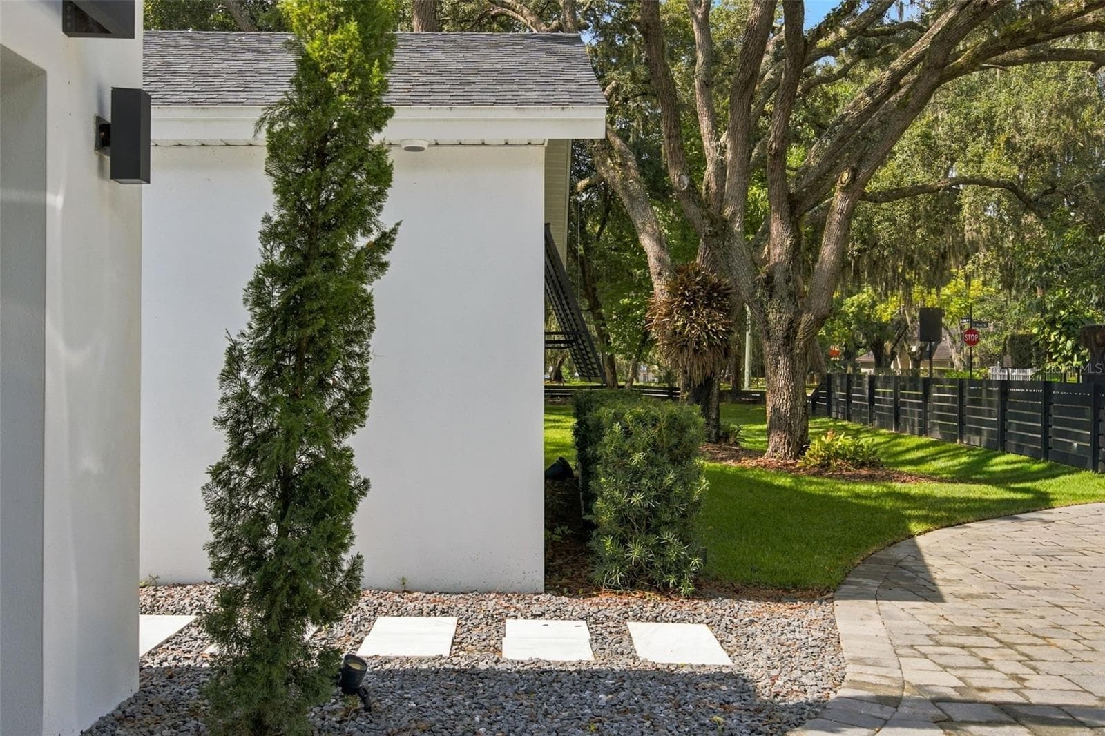 Single Family Residence at 104 E 1ST AVE, WINDERMERE, photo 5 of 54