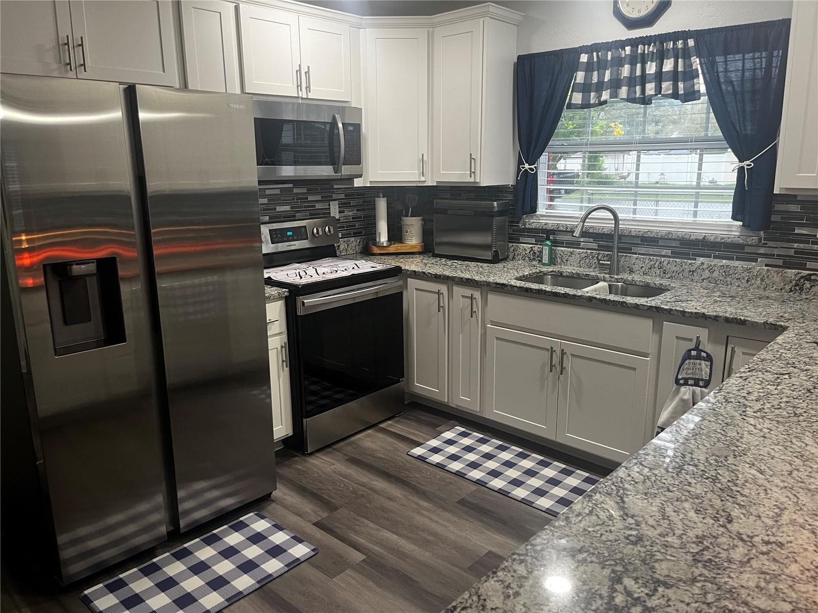 Single Family Residence at 4852 18TH ST, ZEPHYRHILLS, photo 9 of 41